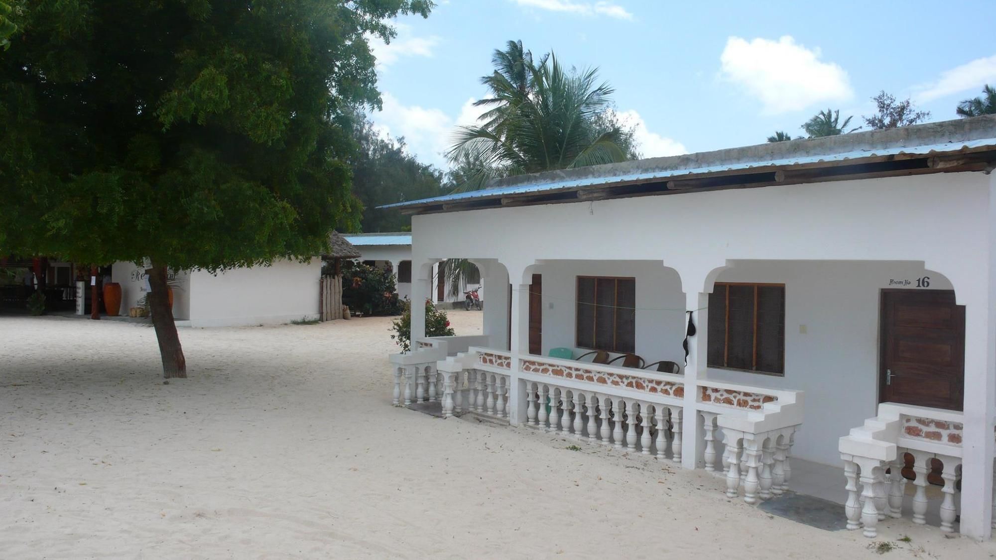 Union Beach Bungalow Nungwi Exterior photo